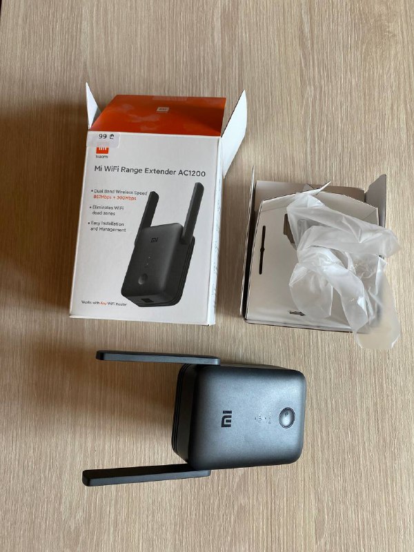 Усилитель Wi-Fi Xiaomi Mi WiFi Range Extender AC1200