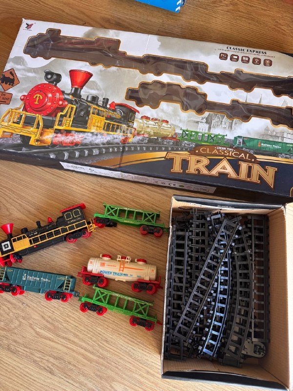 Игрушечный детский поезд Classical Train с рельсами и вагонами