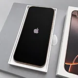 iPhone 16 Pro Max 256GB — SIM + eSIM 3