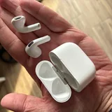 AirPods 4 2