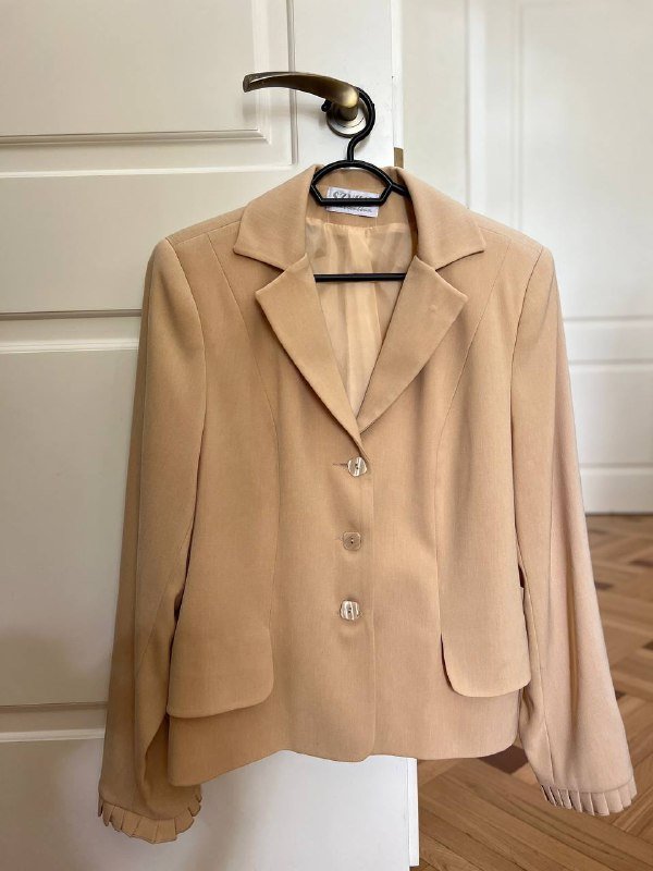 Пиджаки женские 3