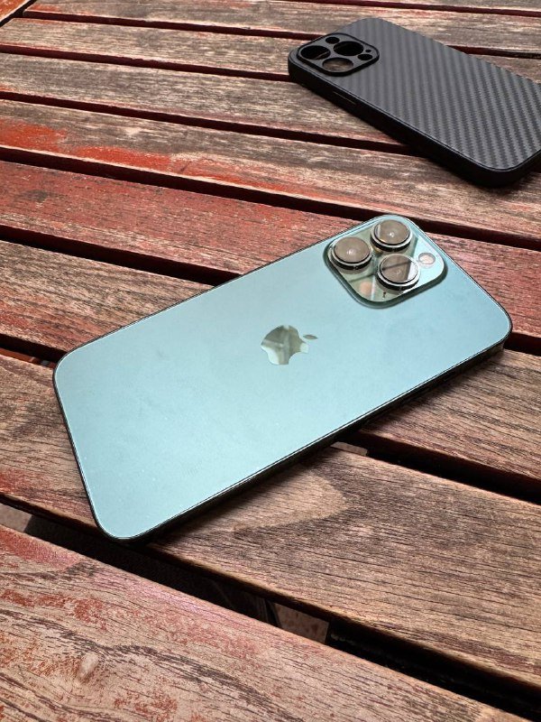 iPhone 13 Pro Max 256GB Alpine Green 2