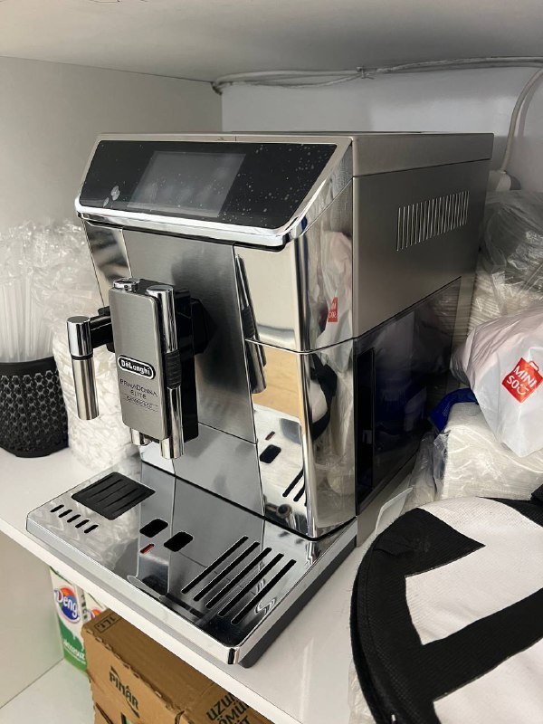 Кофемашинка DeLonghi PrimaDonna Elite Experience 3