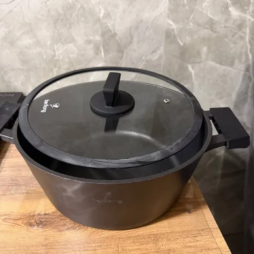 Кастрюля Berllong с крышкой