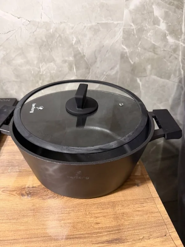 Кастрюля Berllong с крышкой 1