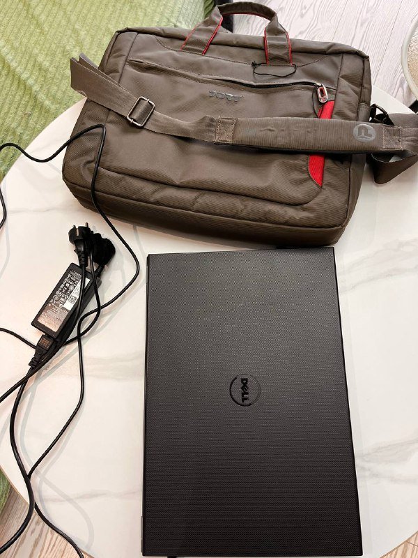 Ноутбук DELL Inspiron 15 3000 5