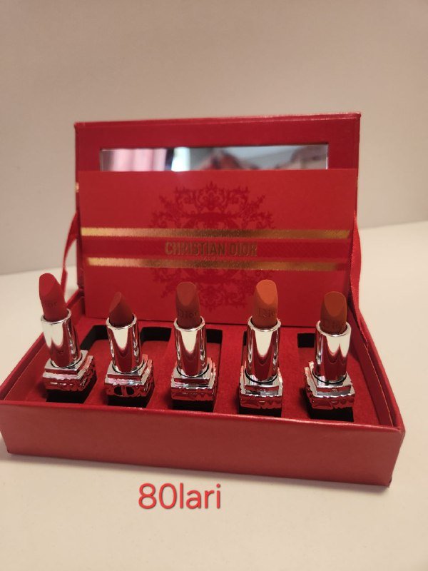 Сумки, очки, часы, женское белье, варежки, помады 10