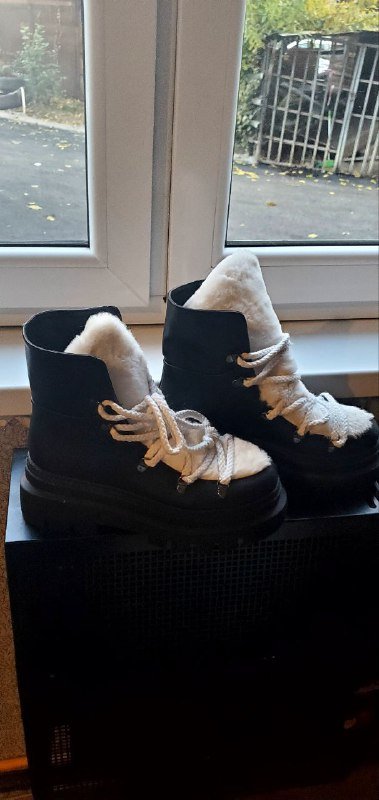 Теплые ботинки 39 размер