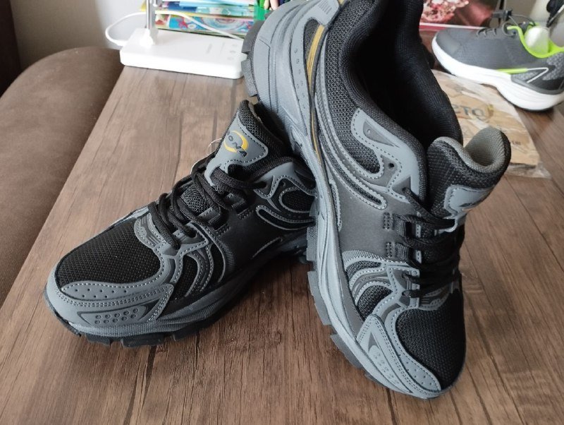 кроссовки Bona размер 43