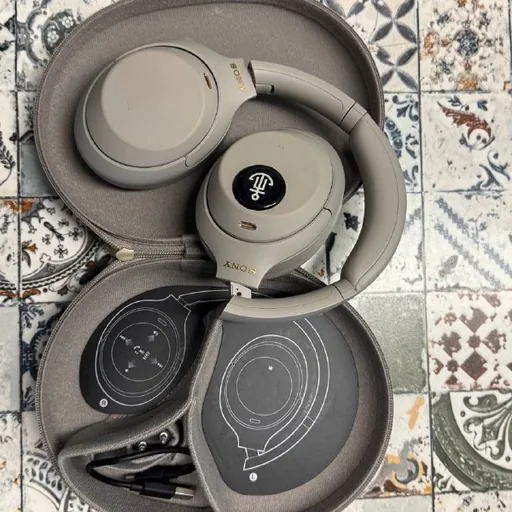 Sony WH-1000XM4 наушники