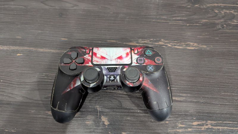 клавиатура, наушники Major 3, корпус, монитор, DualShock 4 8