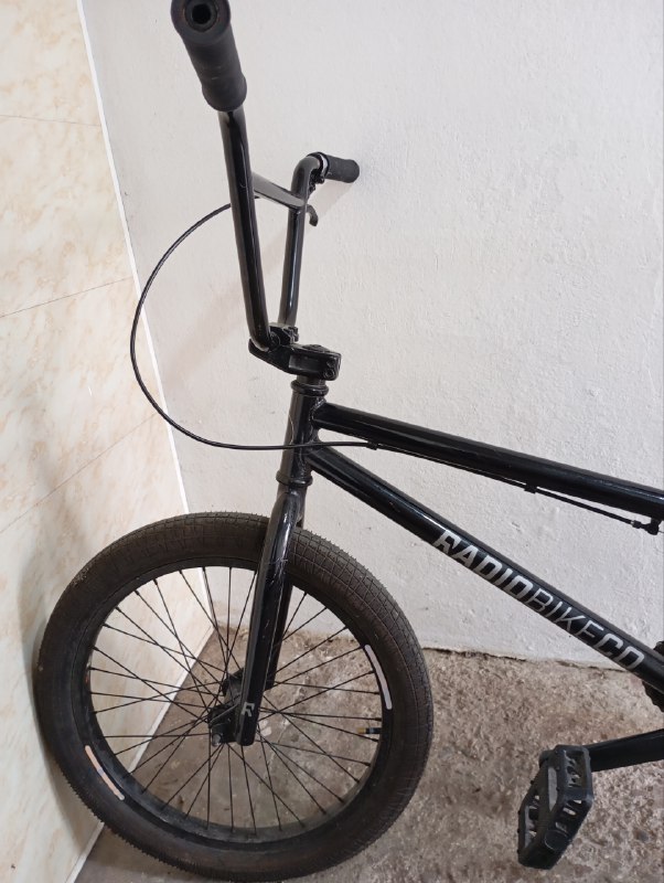 Велосипед BMX radio bike co, шлем, замок, насос 7