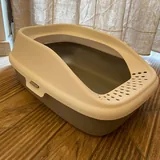 Cat litter box 2