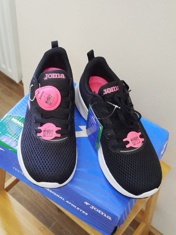 женские кроссовки Joma Poseidon 39р