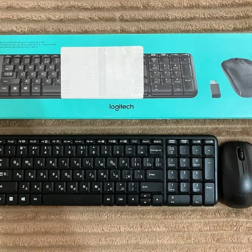 Logitech MK220 клавиатура и мышь