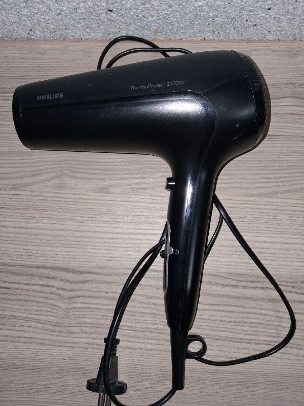 Фен Philips ThermoProtect 2100W