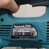 Электрический лобзик Makita 3