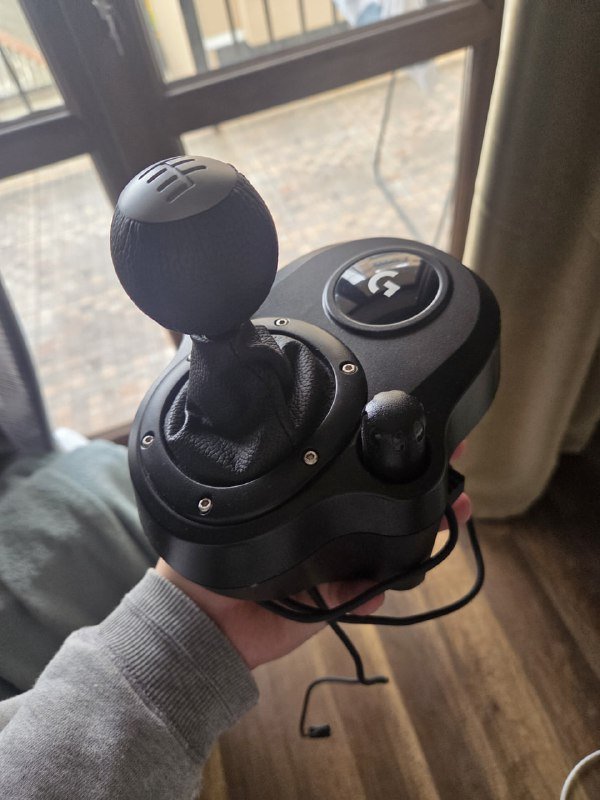 Logitech G29 руль, педали и шифтер