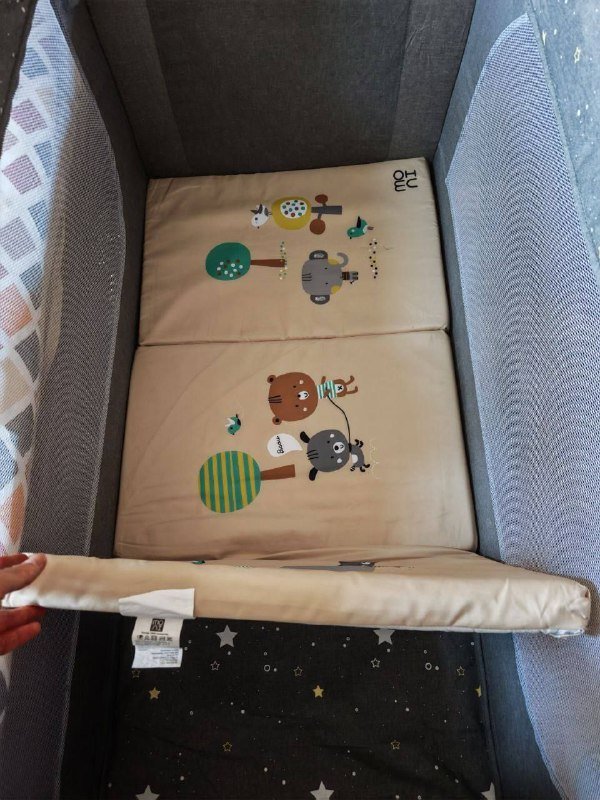 Первый супердомик Мирона манеж кроватка для младенцев 6