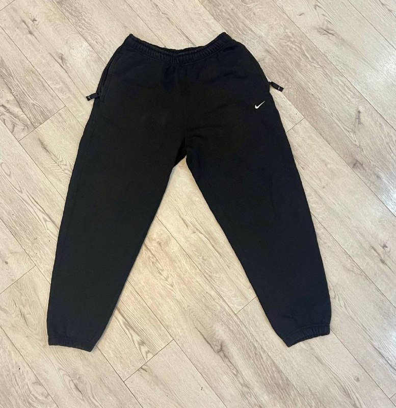 Спортивные штаны Nike