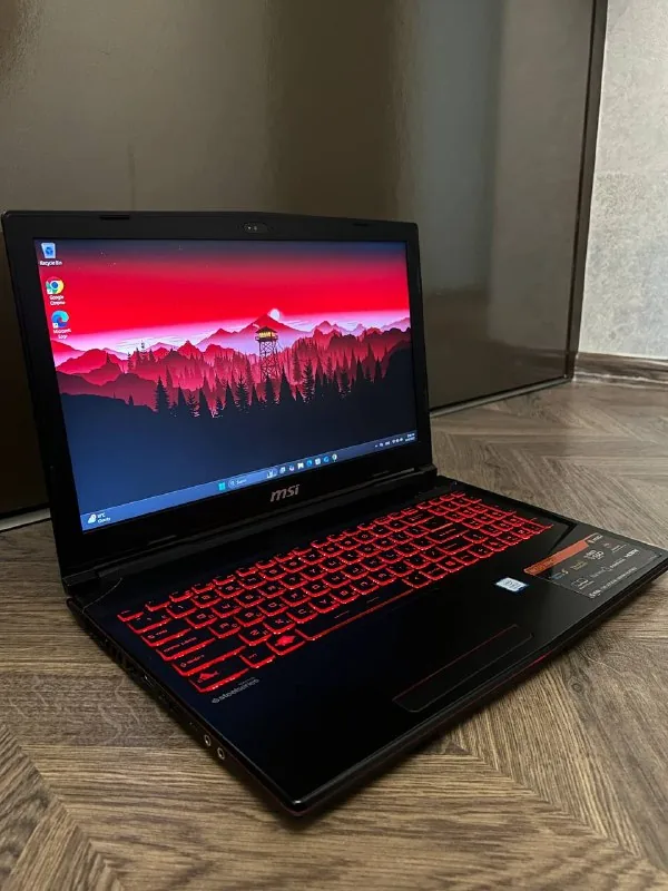 Б/у ноутбук MSI 1