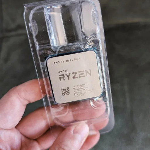Процессор AMD Ryzen 7 3800X