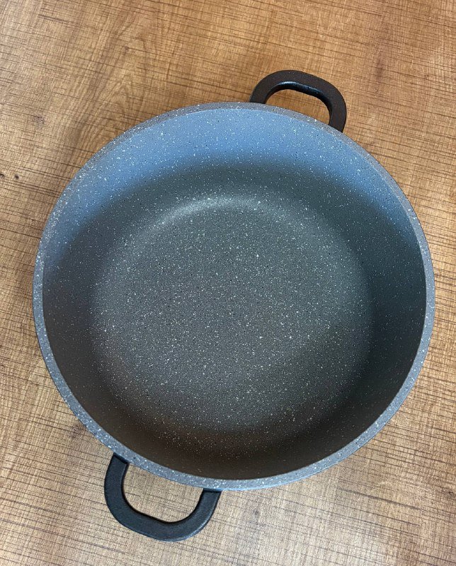 Кастрюля 26 см 4 литра б/у