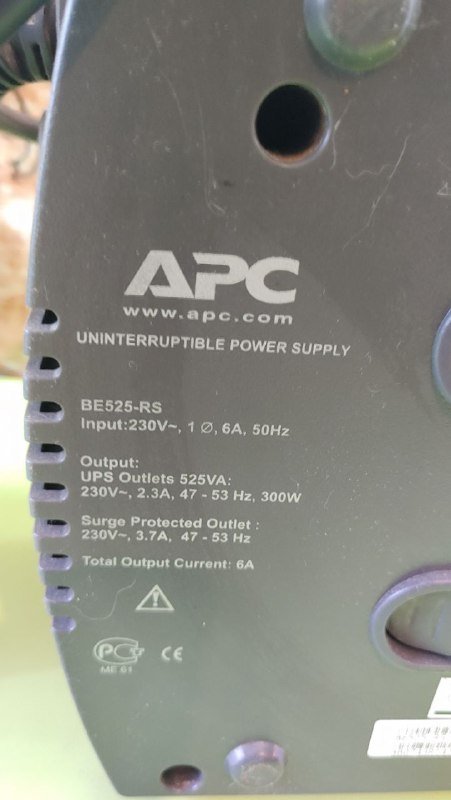 Блоки бесперебойного питания APC Back-UPS 525, Tripp-lite internet 700i 4