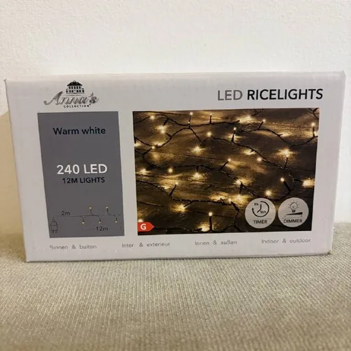 Гирлянда LED с теплым белым свечением
